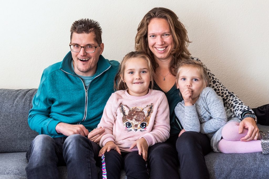 Jeffrey en zijn gezin na een hersenbloeding - Geef om je hersenen